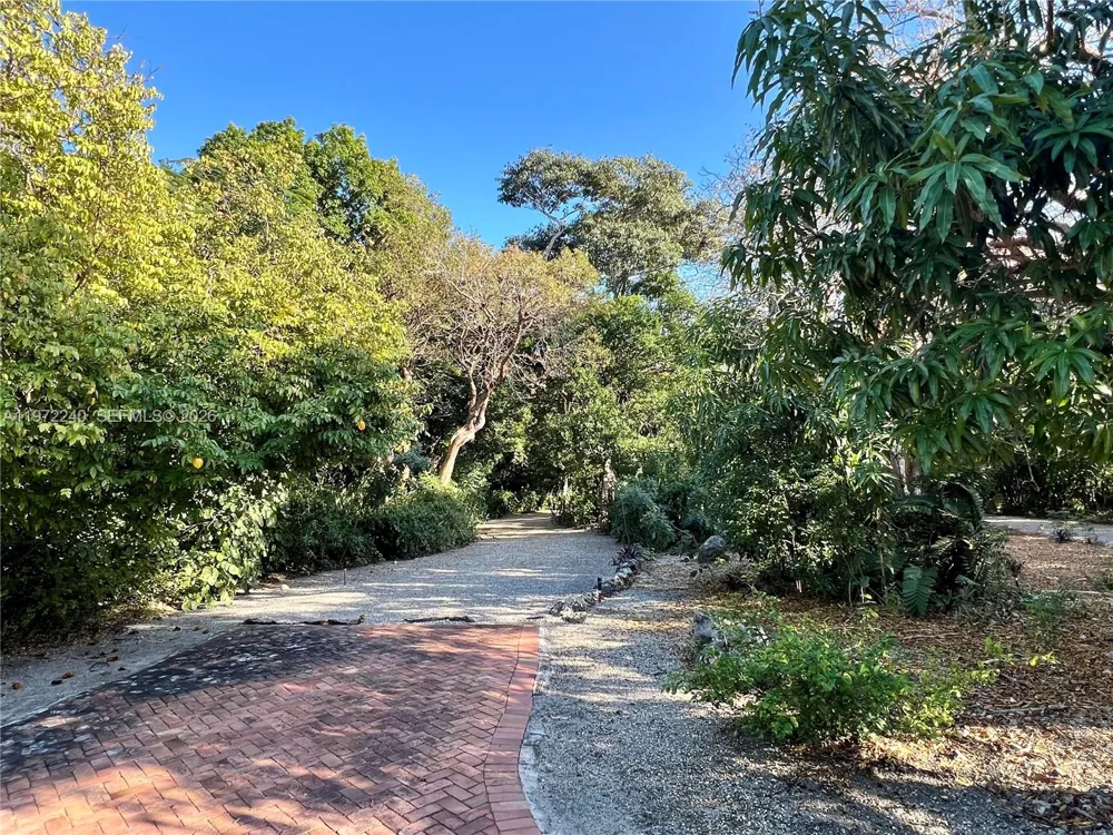 20 Avacado St Islamorada, FL 33036