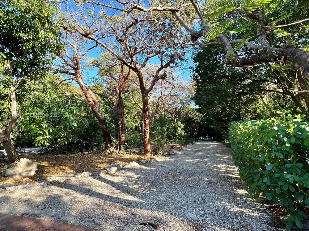 20 Avacado St Islamorada, FL 33036
