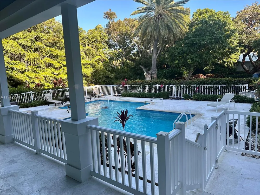 20 Avacado St Islamorada, FL 33036