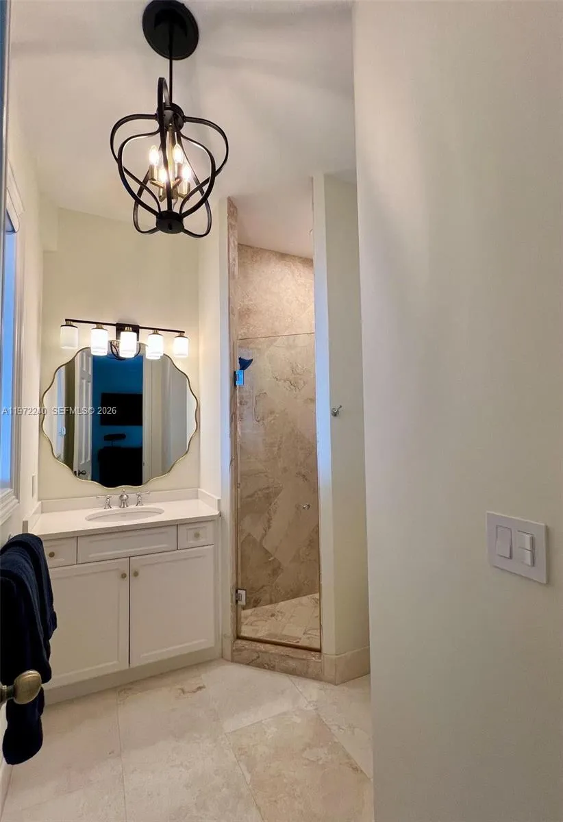 20 Avacado St Islamorada, FL 33036