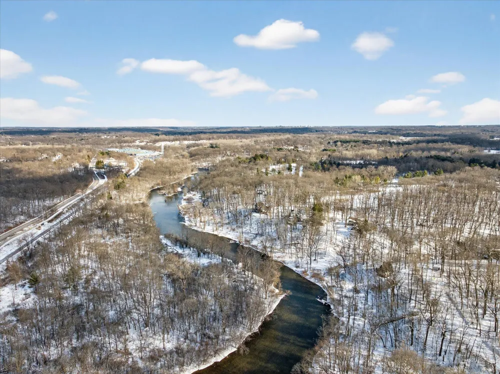 6854 Morrison Hills Court Dexter, MI 48130