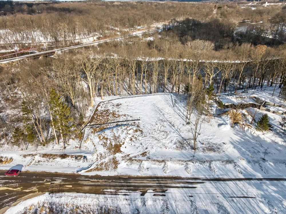 6854 Morrison Hills Court Dexter, MI 48130