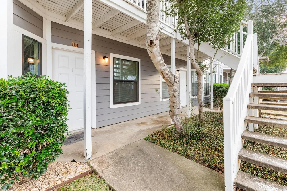 4441 Old College Road #2104 Bryan, TX 77801