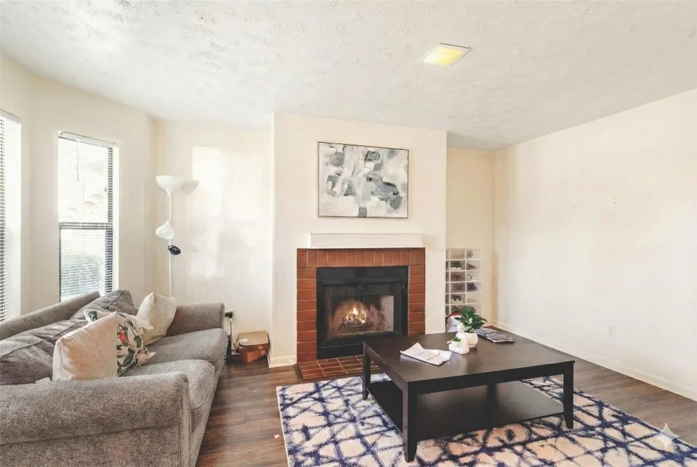 4441 Old College Road #2104 Bryan, TX 77801
