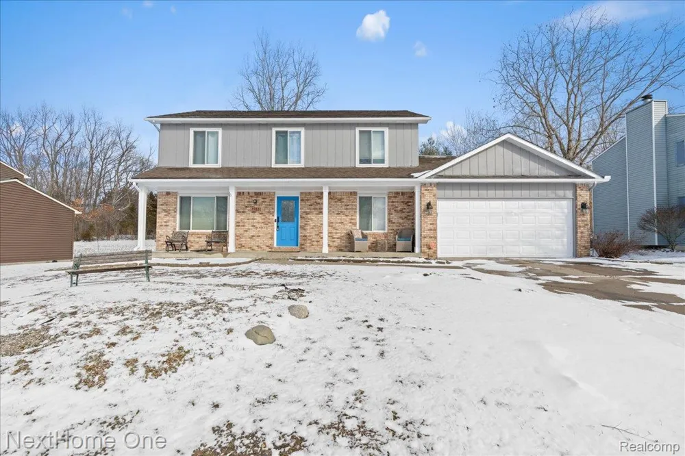 1763 Henbert Road West Bloomfield Charter Township, MI 48324