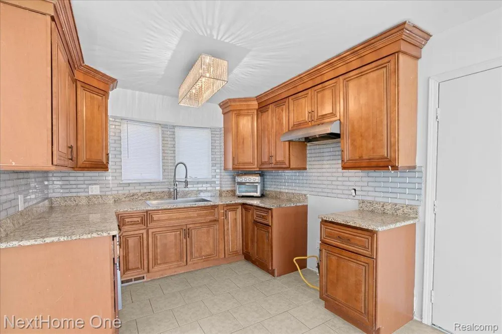 1763 Henbert Road West Bloomfield Charter Township, MI 48324