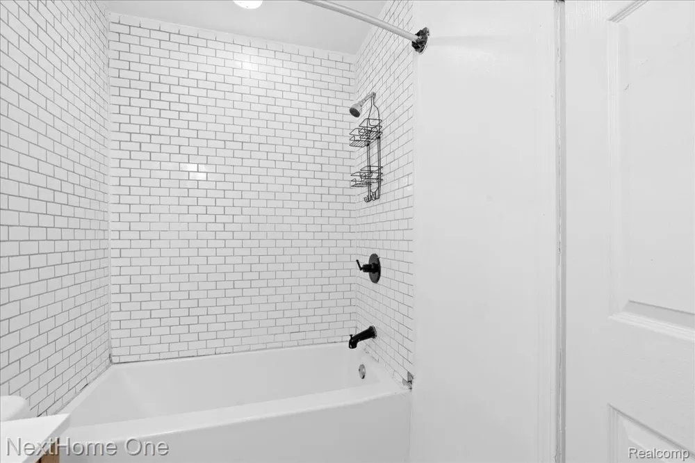 1763 Henbert Road West Bloomfield Charter Township, MI 48324