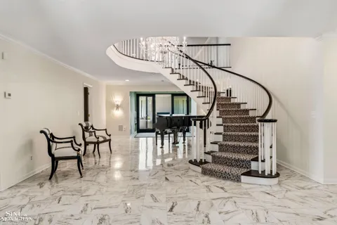 89 Lake Shore Road