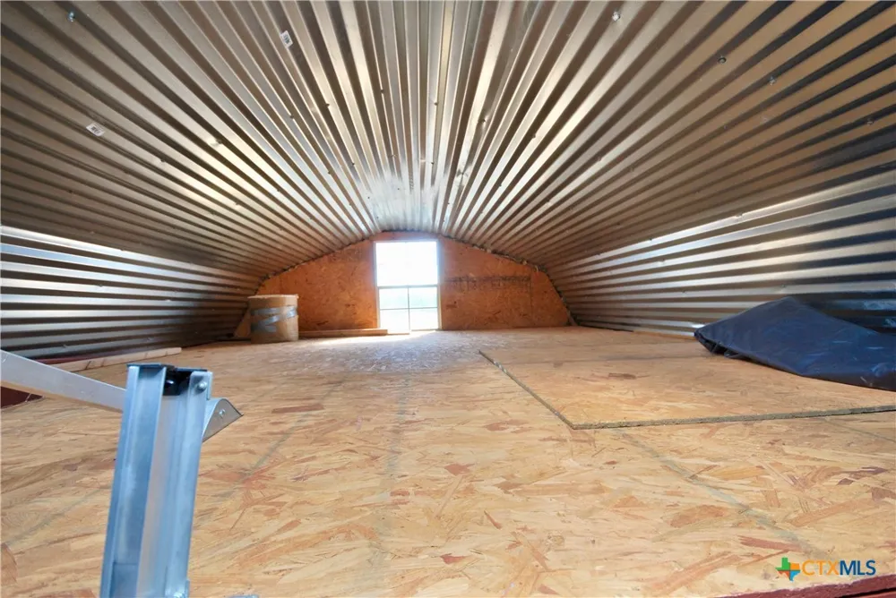 4850 Burke Road Flatonia, TX 78941