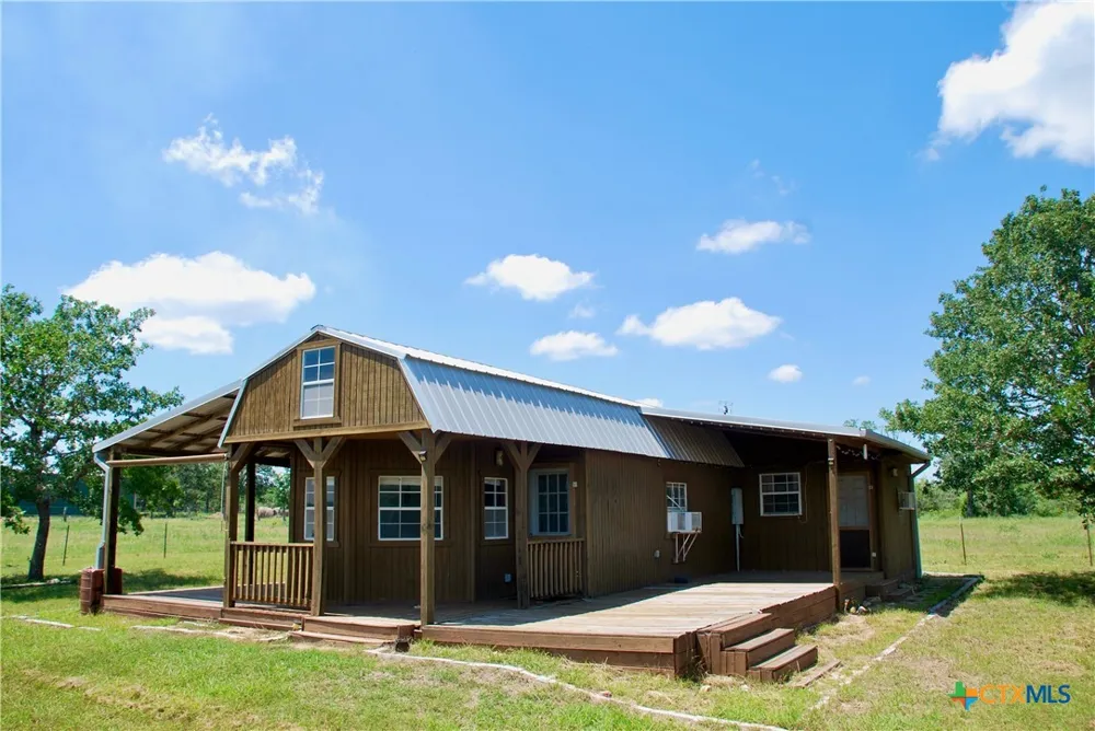 4850 Burke Road Flatonia, TX 78941