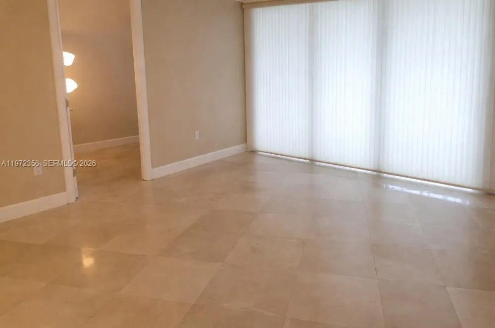 1850 S Ocean Dr #3007 Hallandale Beach, FL 33009