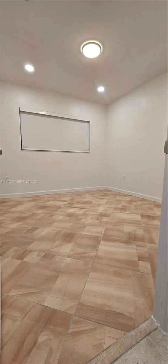 6500 SW 82nd Ave Miami, FL 33143