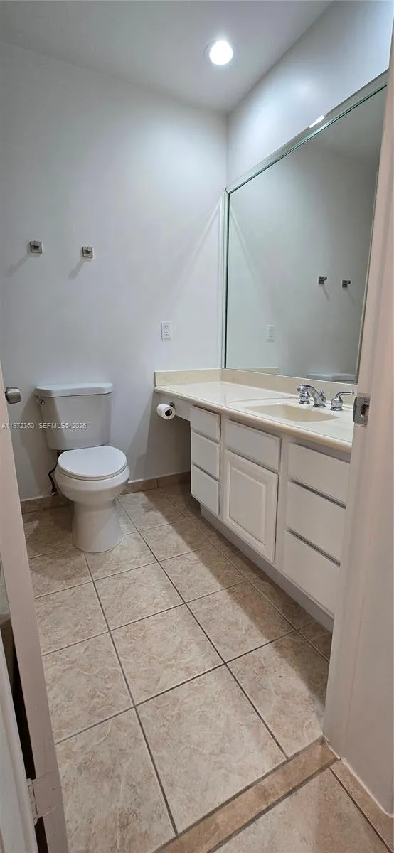 6500 SW 82nd Ave Miami, FL 33143