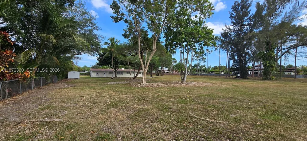 6500 SW 82nd Ave Miami, FL 33143