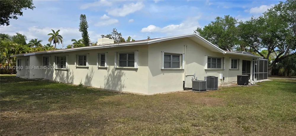 6500 SW 82nd Ave Miami, FL 33143