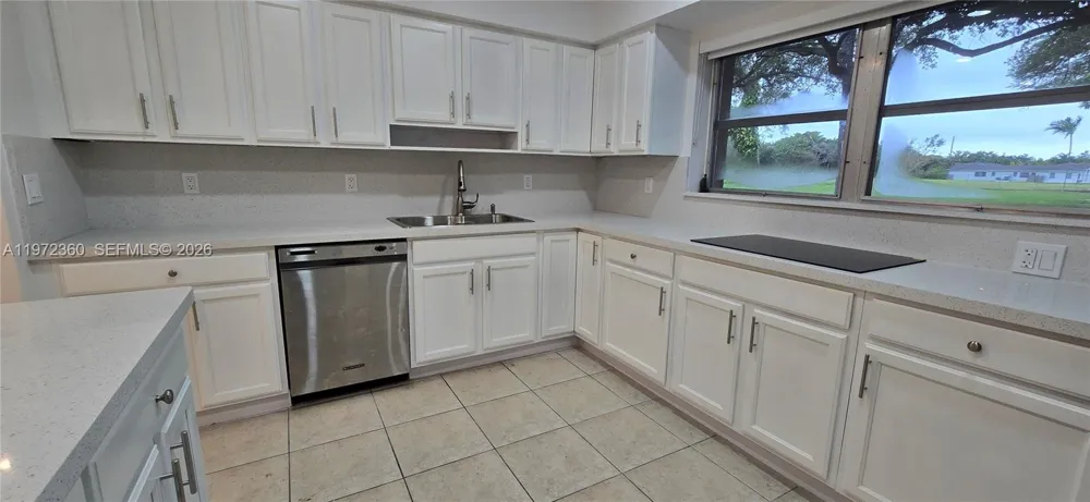 6500 SW 82nd Ave Miami, FL 33143