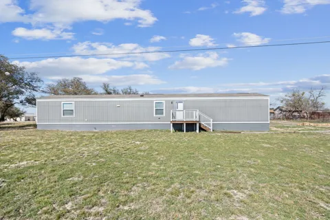 606 W Lampasas Street