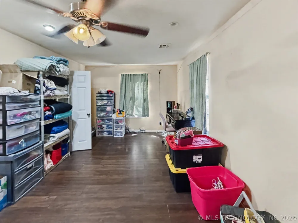13410 W 750 ROAD Tahlequah, OK 74464