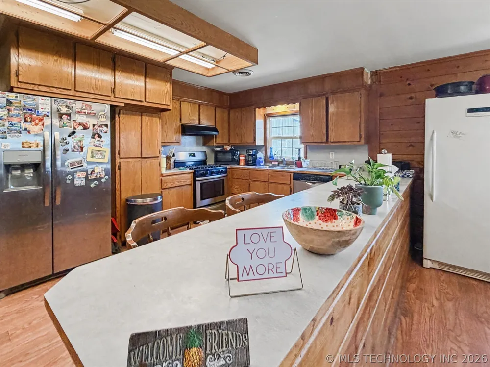 13410 W 750 ROAD Tahlequah, OK 74464