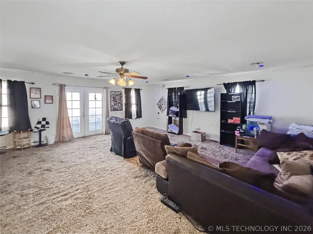 13410 W 750 ROAD Tahlequah, OK 74464