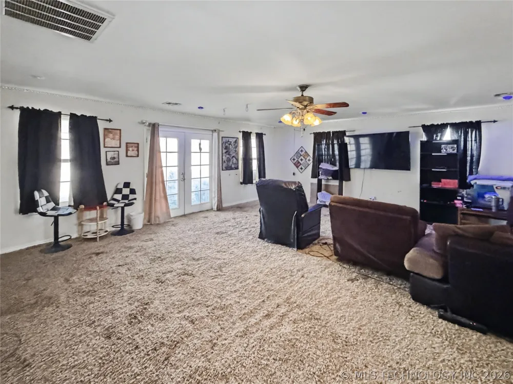 13410 W 750 ROAD Tahlequah, OK 74464