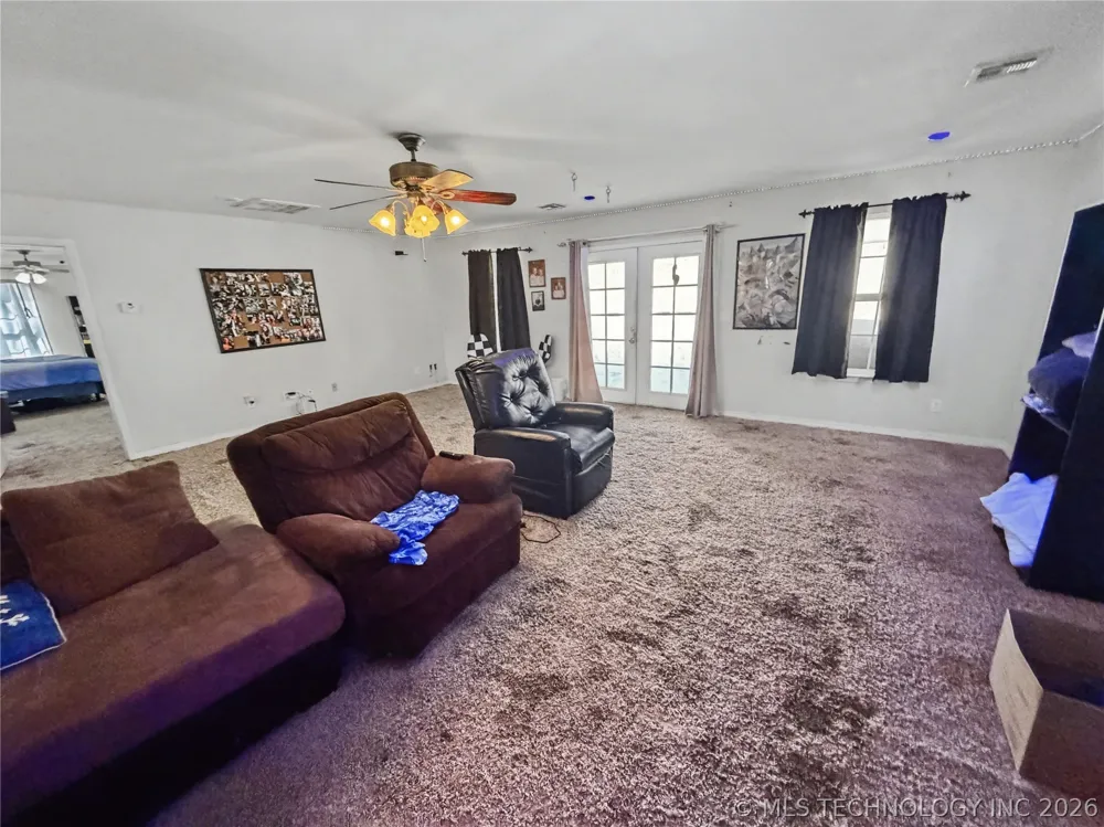 13410 W 750 ROAD Tahlequah, OK 74464