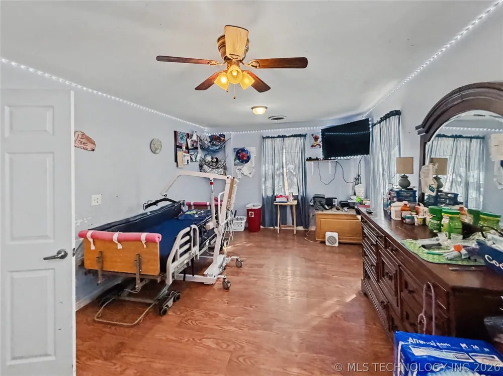13410 W 750 ROAD Tahlequah, OK 74464