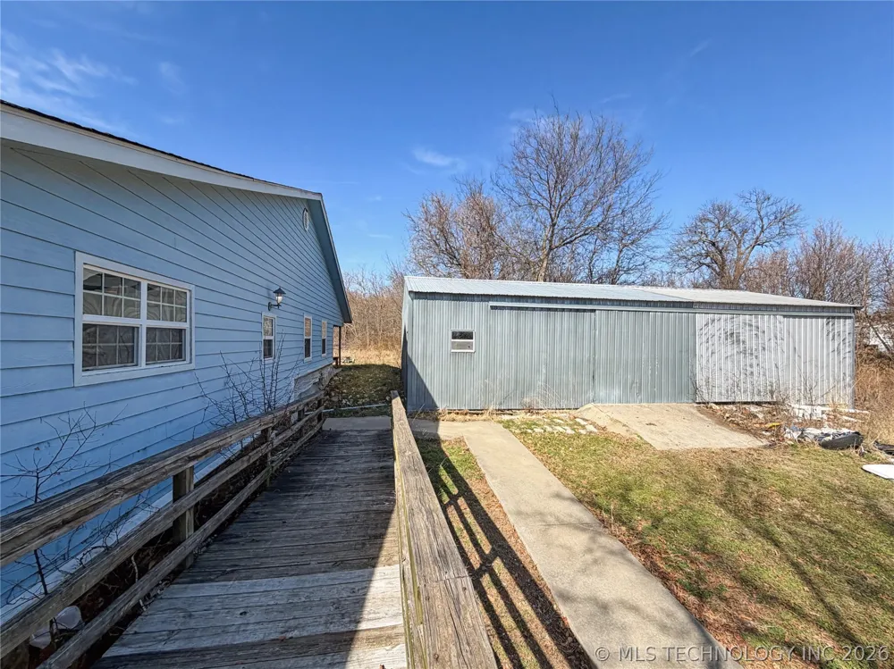 13410 W 750 ROAD Tahlequah, OK 74464