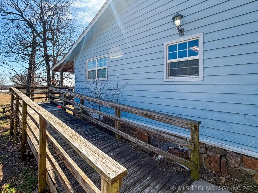 13410 W 750 ROAD Tahlequah, OK 74464