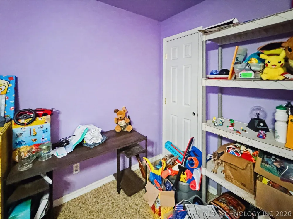 13410 W 750 ROAD Tahlequah, OK 74464