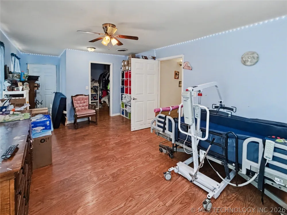 13410 W 750 ROAD Tahlequah, OK 74464