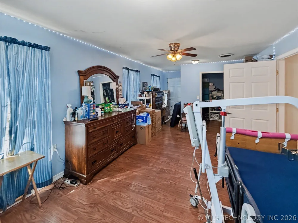 13410 W 750 ROAD Tahlequah, OK 74464