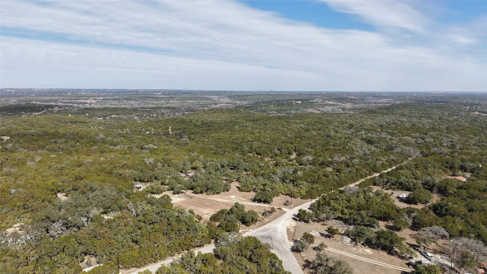 101 Purple Sage Driftwood, TX 78619