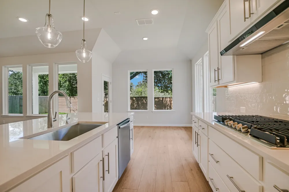 270 Smithsonian Lane Kyle, TX 78640