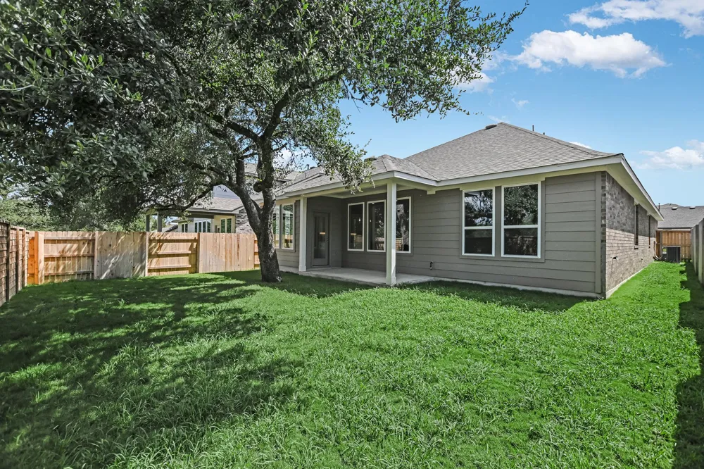 270 Smithsonian Lane Kyle, TX 78640
