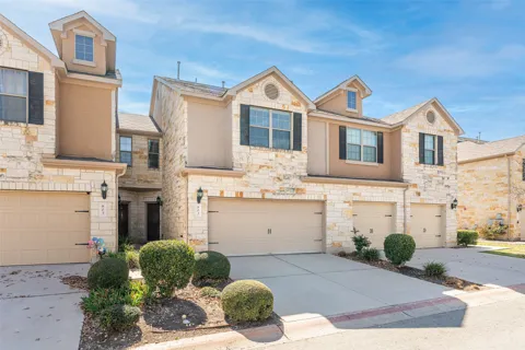 700 Mandarin Flyway #802