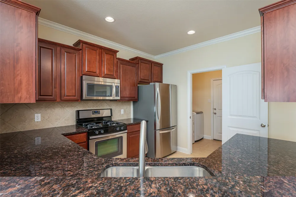 700 Mandarin Flyway #802 Cedar Park, TX 78613