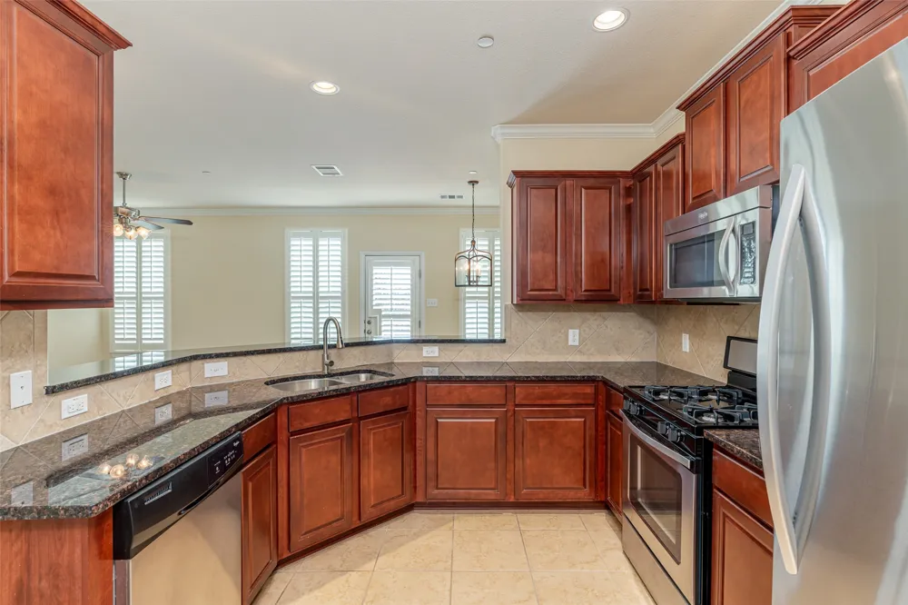 700 Mandarin Flyway #802 Cedar Park, TX 78613