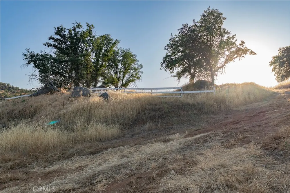 16295 Wrangler Drive Springville, CA 93265