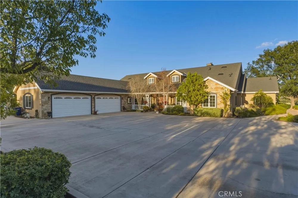 14179 Woods Valley Valley Center, CA 92082