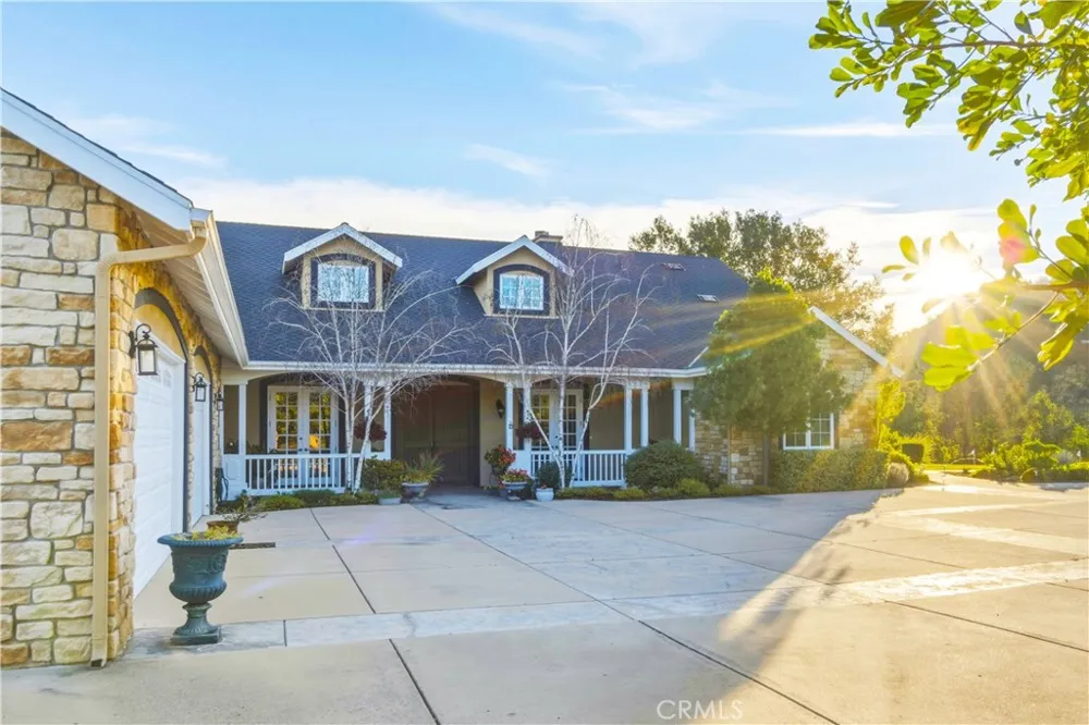 14179 Woods Valley Valley Center, CA 92082