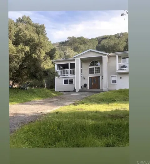 19147 Las Encinas Drive