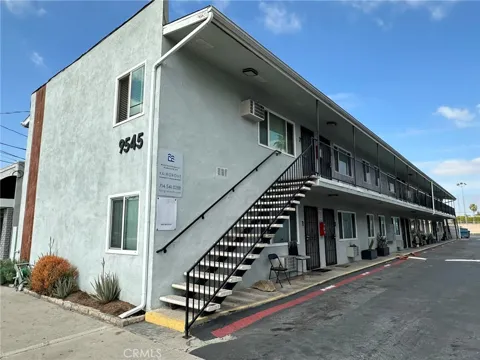 9545 Flower Street