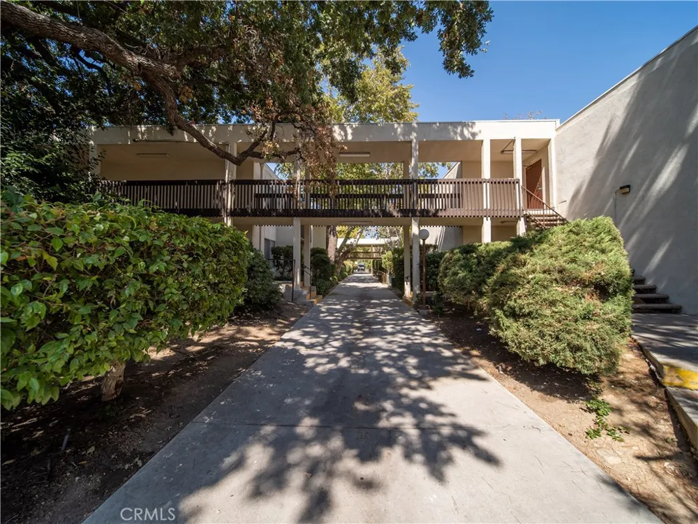 23515 Lyons Avenue #277 Valencia, CA 91355