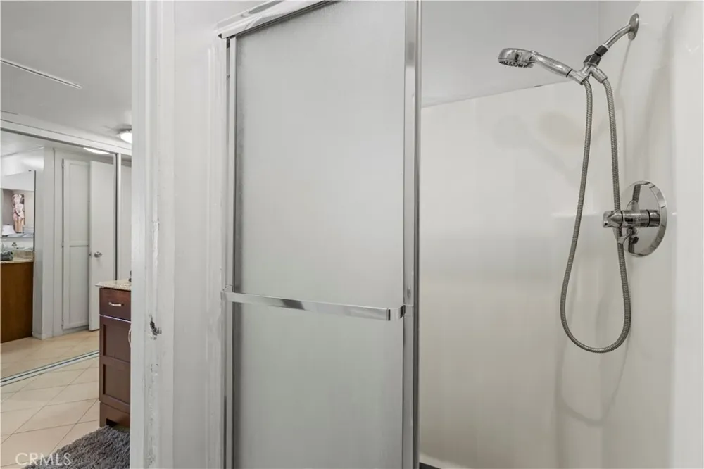 23515 Lyons Avenue #277 Valencia, CA 91355