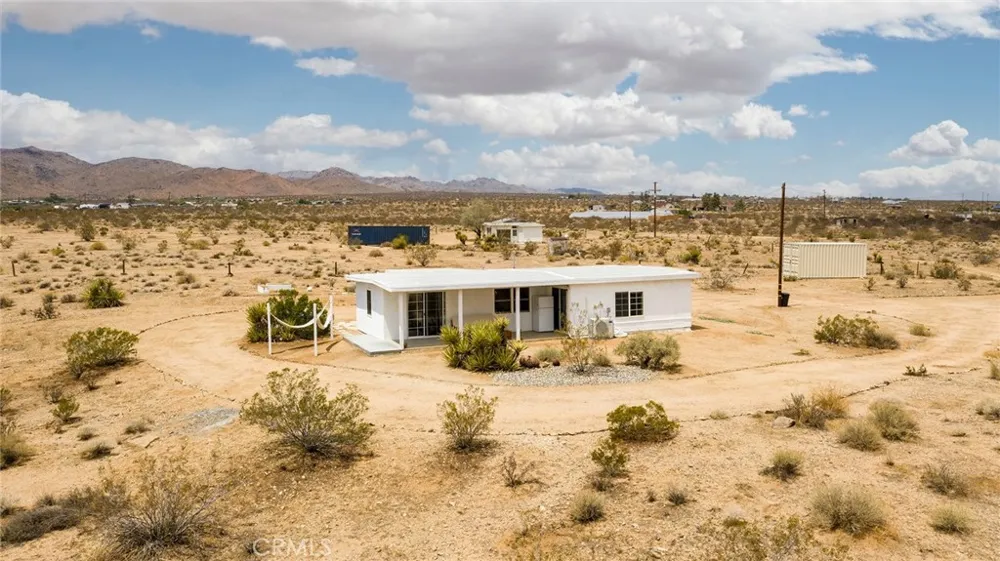 55921 Ornelas Lane Landers, CA 92285