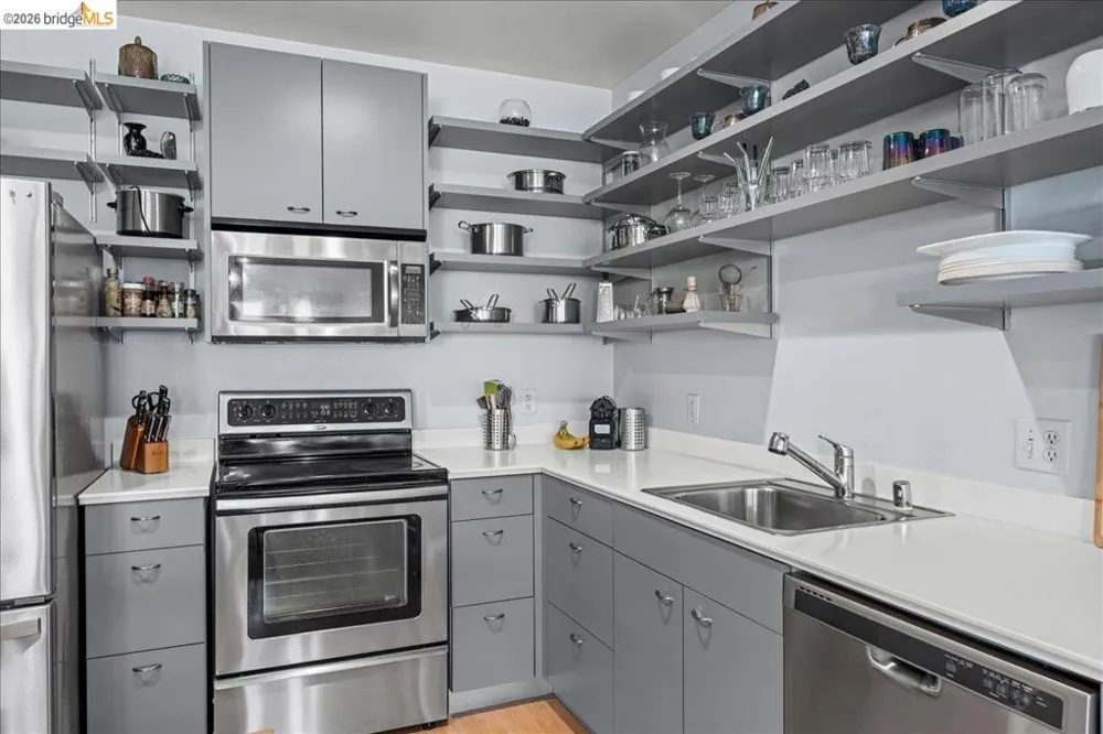 1201 Pine St #354 Oakland, CA 94607