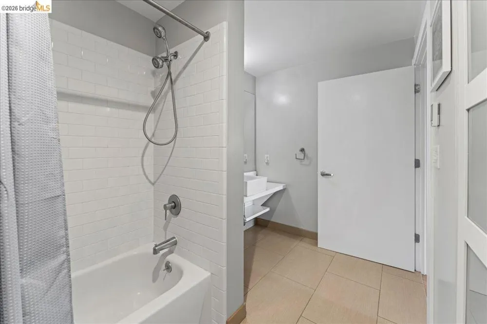 1201 Pine St #354 Oakland, CA 94607