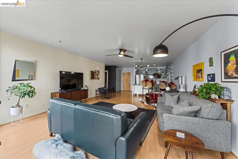 1201 Pine St #354 Oakland, CA 94607