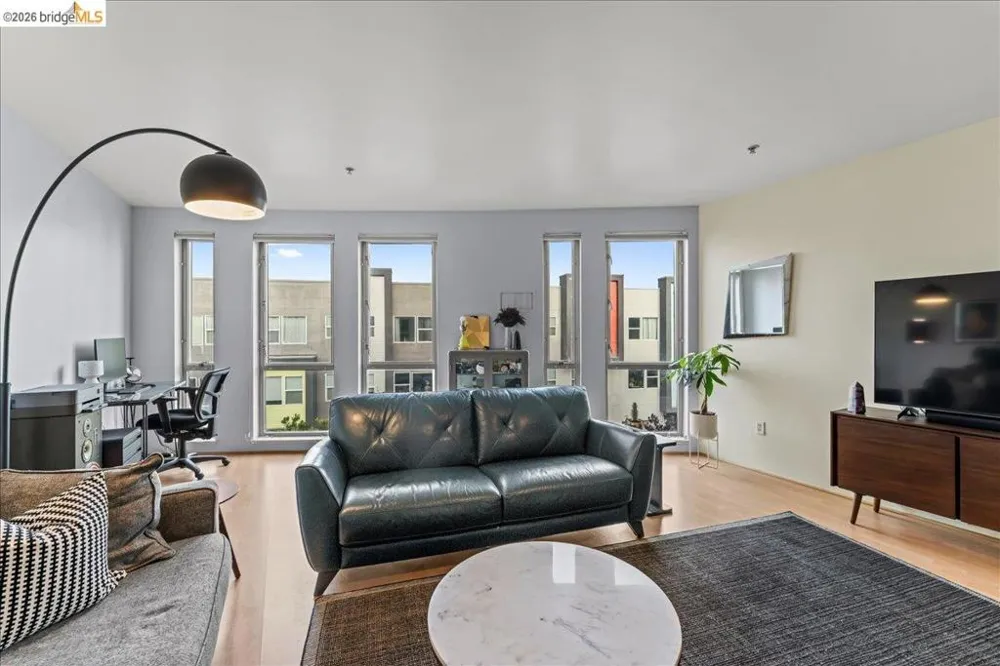 1201 Pine St #354 Oakland, CA 94607